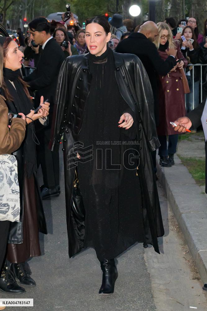 PFW Chloe Outside Arrivals