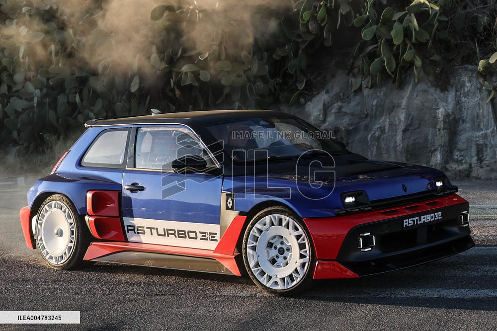 The New Renault 5 Turbo 3E Unveiled On The Calvi Harbour