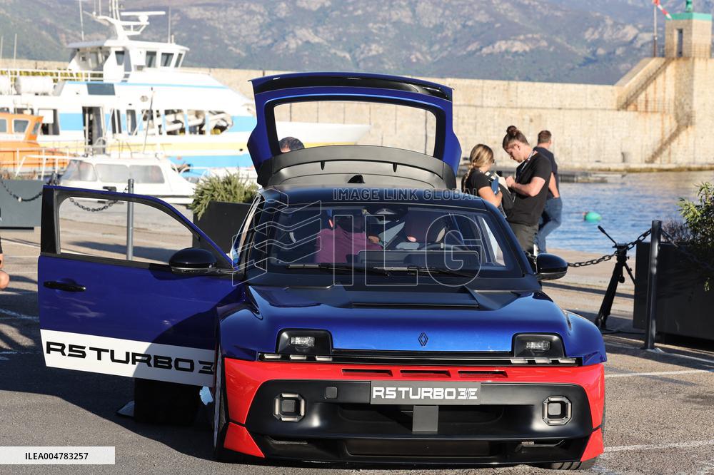 The New Renault 5 Turbo 3E Unveiled On The Calvi Harbour
