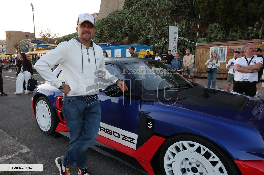 The New Renault 5 Turbo 3E Unveiled On The Calvi Harbour