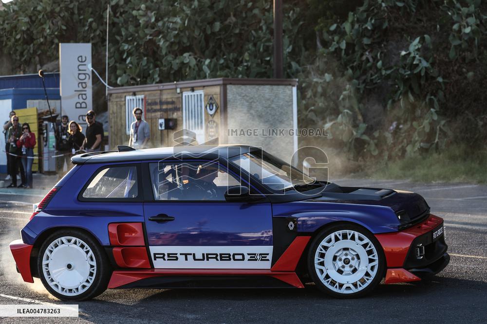 The New Renault 5 Turbo 3E Unveiled On The Calvi Harbour