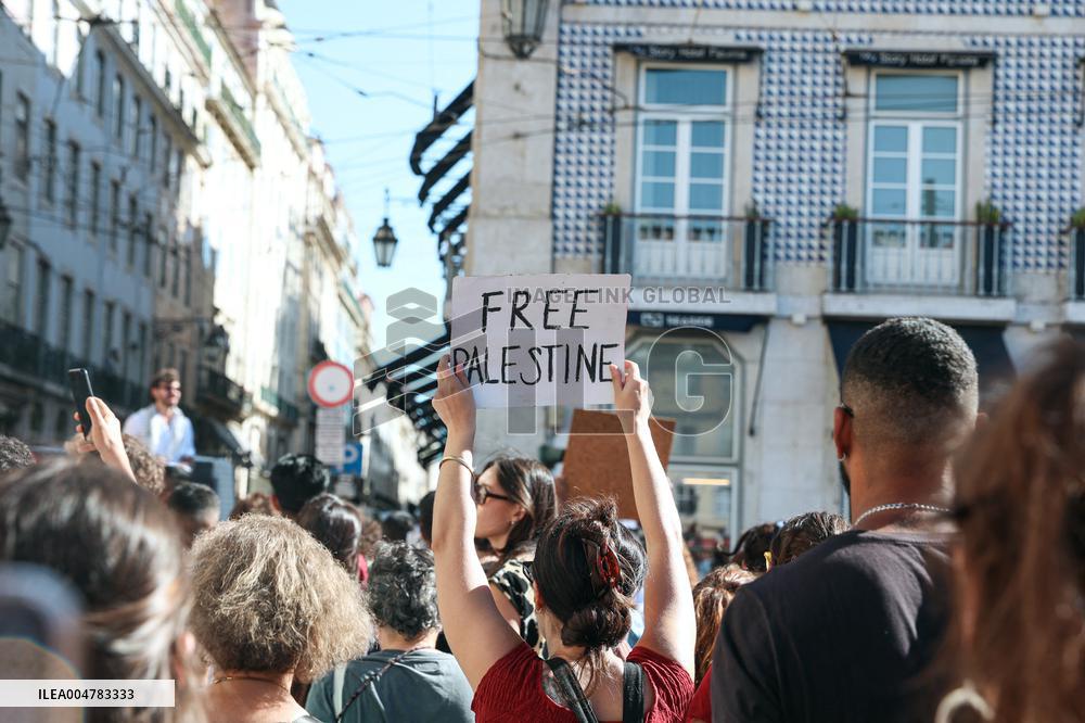 Demonstration In Support Of The Palestinian People - Lisbon