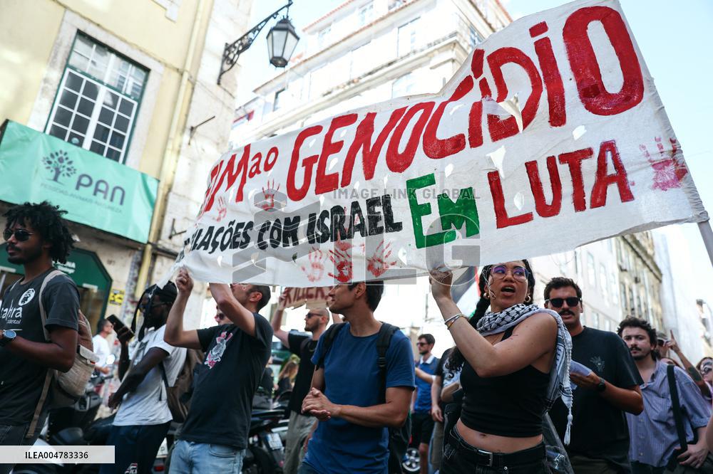 Demonstration In Support Of The Palestinian People - Lisbon