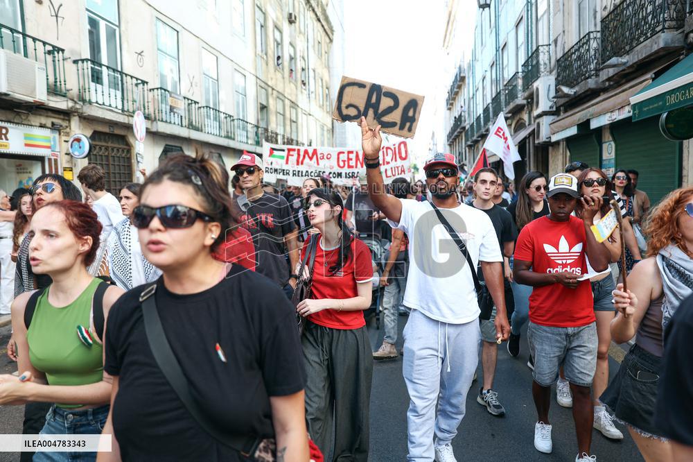 Demonstration In Support Of The Palestinian People - Lisbon