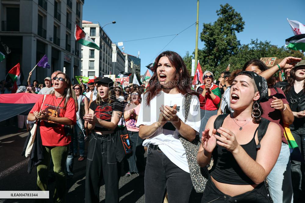 Demonstration In Support Of The Palestinian People - Lisbon