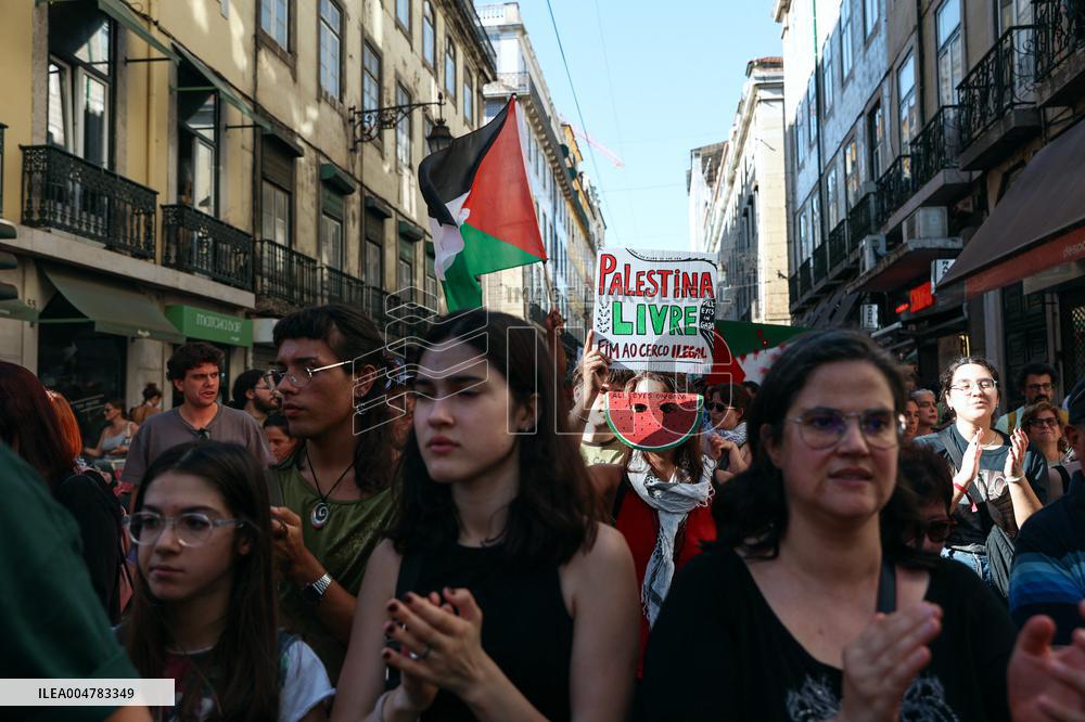 Demonstration In Support Of The Palestinian People - Lisbon