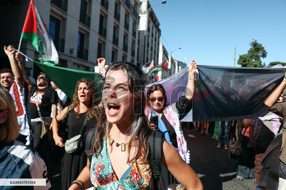 Demonstration In Support Of The Palestinian People - Lisbon