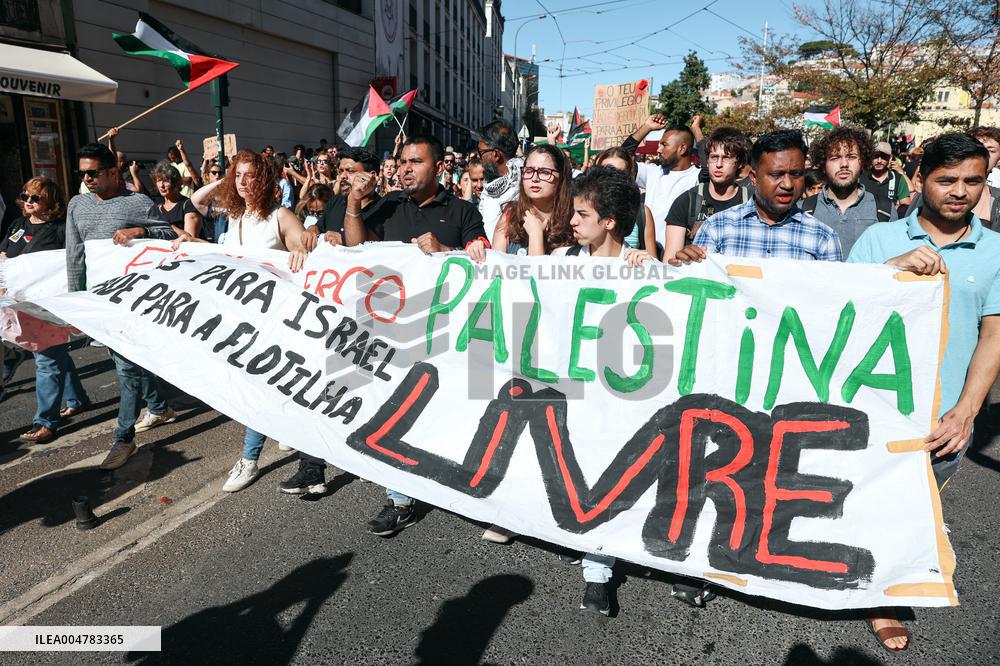Demonstration In Support Of The Palestinian People - Lisbon