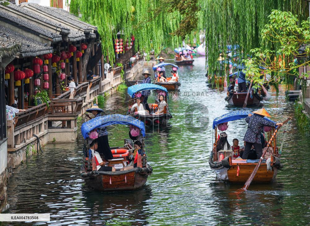 Holiday Spots Sighting - China