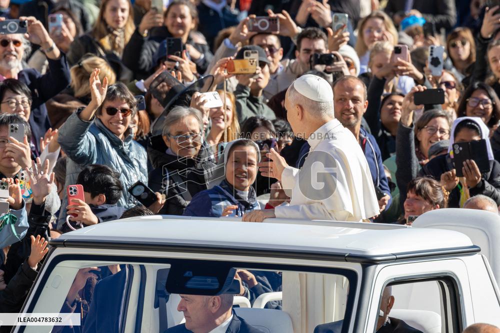 Pope Leo XIV At The Jubilee Audience of the Missionary World and Migrants - Vatican