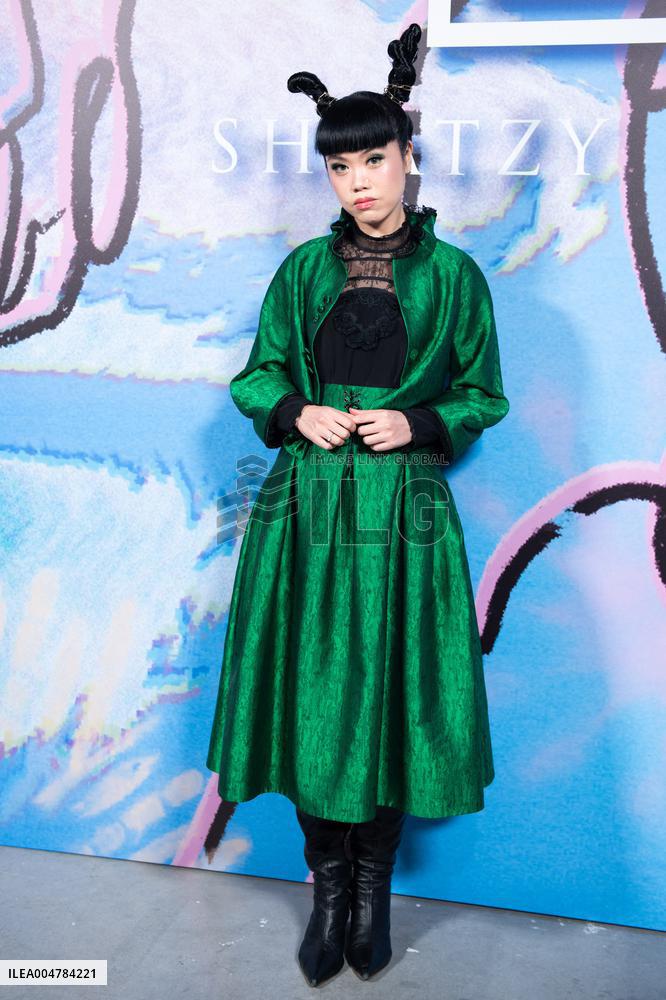 PFW Shiatzy Chen Photocall