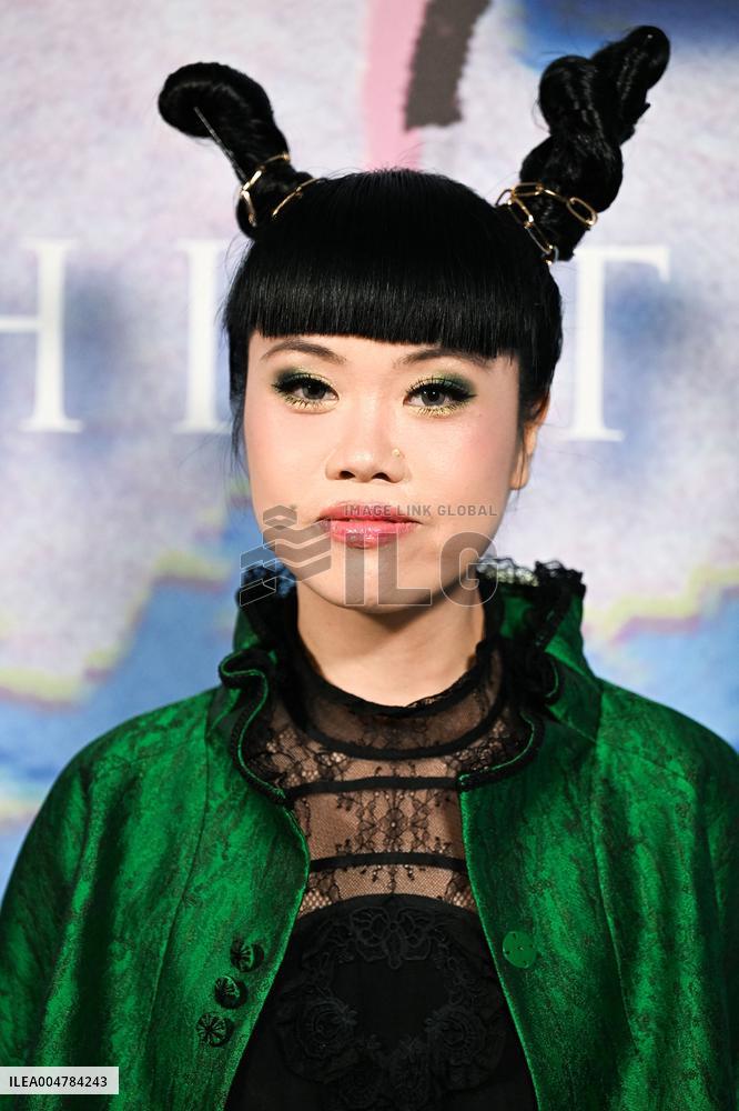 PFW Shiatzy Chen Photocall