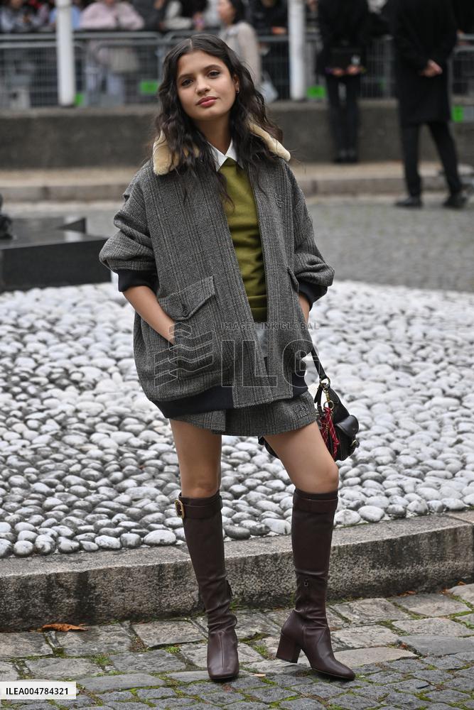 PFW Miu Miu Outside Arrivals