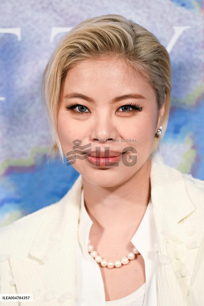 PFW Shiatzy Chen Photocall