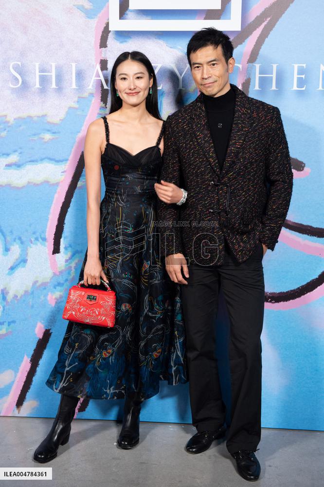 PFW Shiatzy Chen Photocall