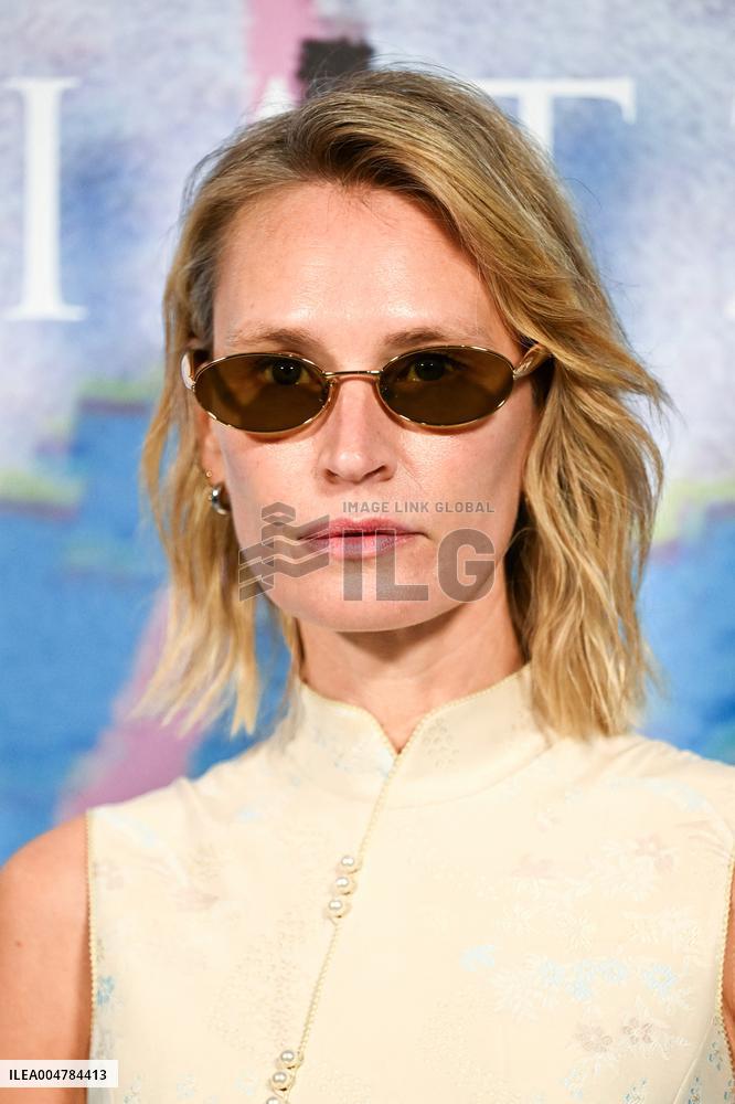 PFW Shiatzy Chen Photocall