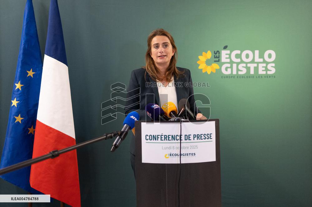 Marine Tondelier gives a press conference - Paris
