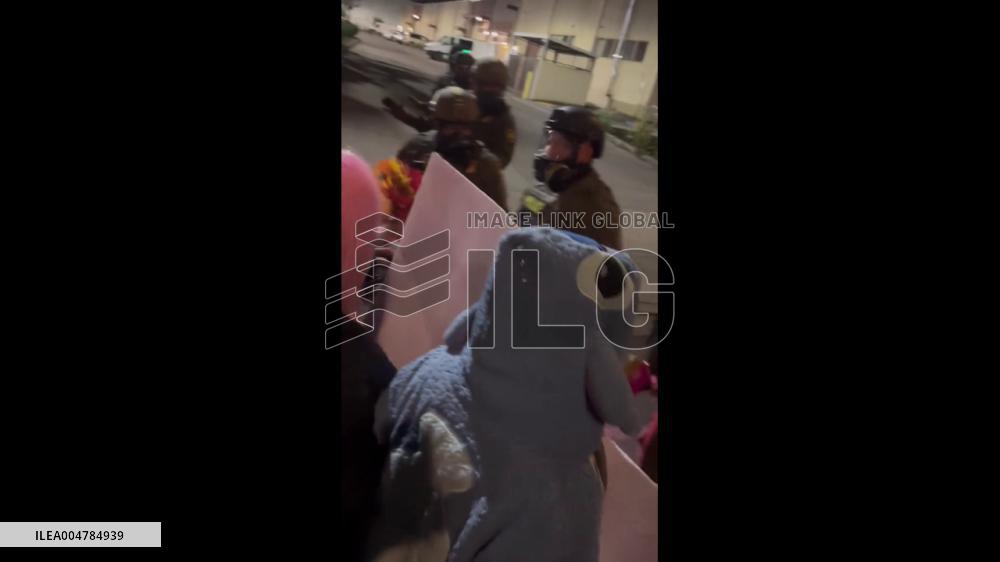 US: Federal Agents Use Tear Gas, Arrest Protesters Against National Guard Deployment in Portland 2