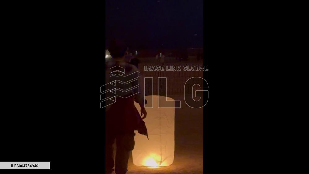 US: Thousands of Lanterns Light Up Sky at Rise Festival in Nevada