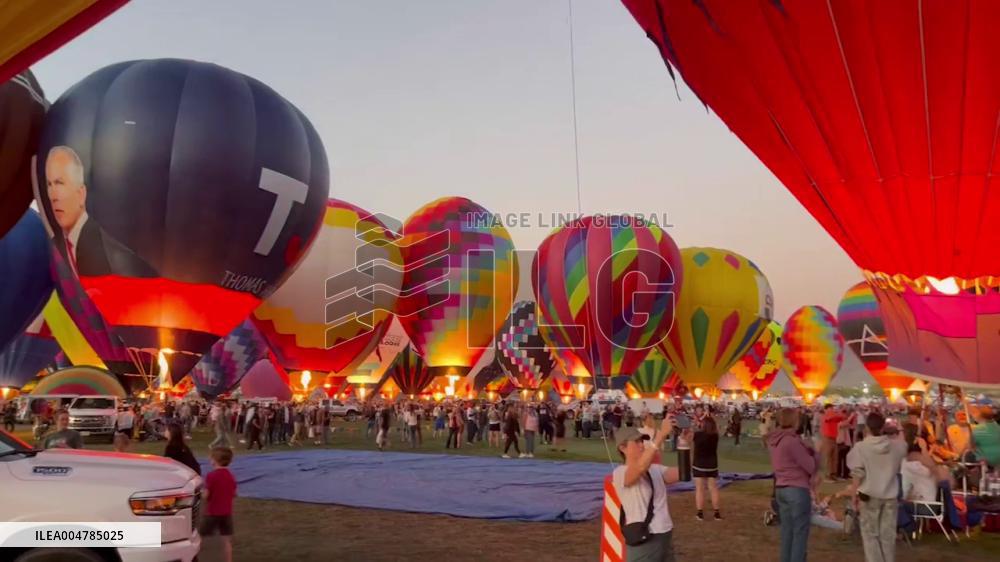 US: Albuquerque International Balloon Fiesta Fills Sky with Hundreds of Balloons
