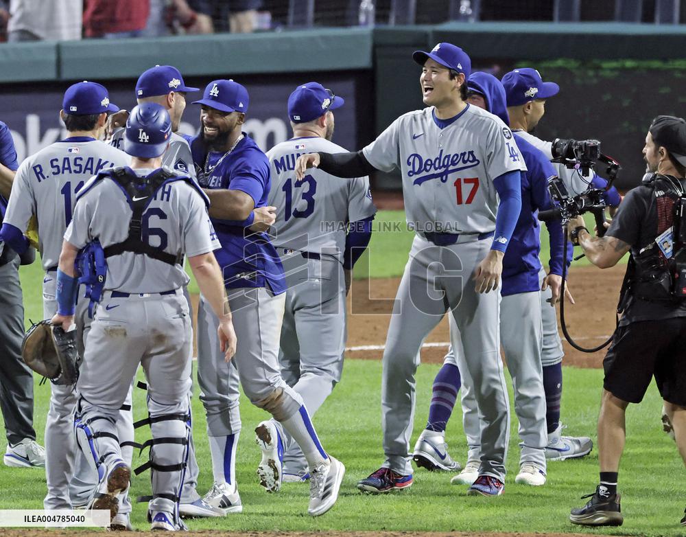 Baseball: Division Series between Dodgers and Phillies