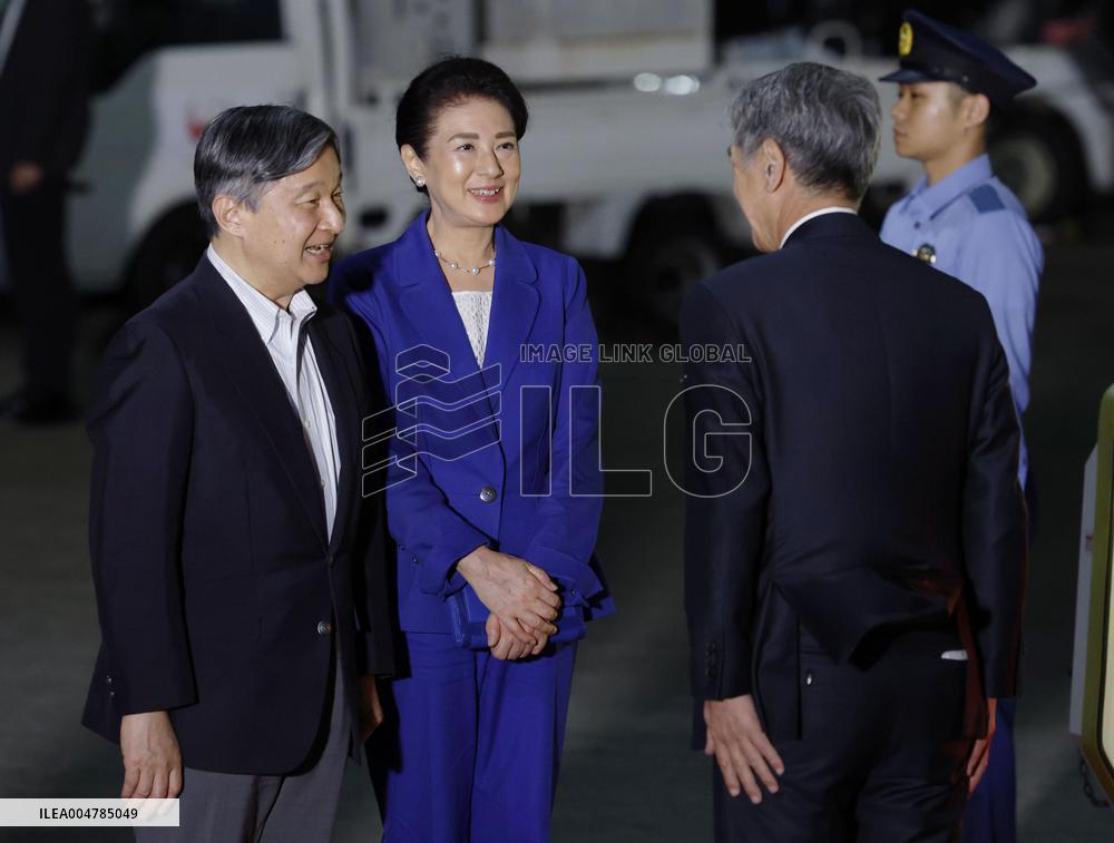 Japan emperor, empress visit World Exposition in Osaka