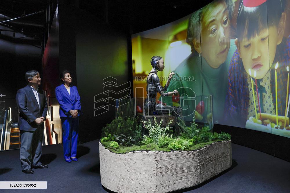 Japan emperor, empress visit Osaka expo