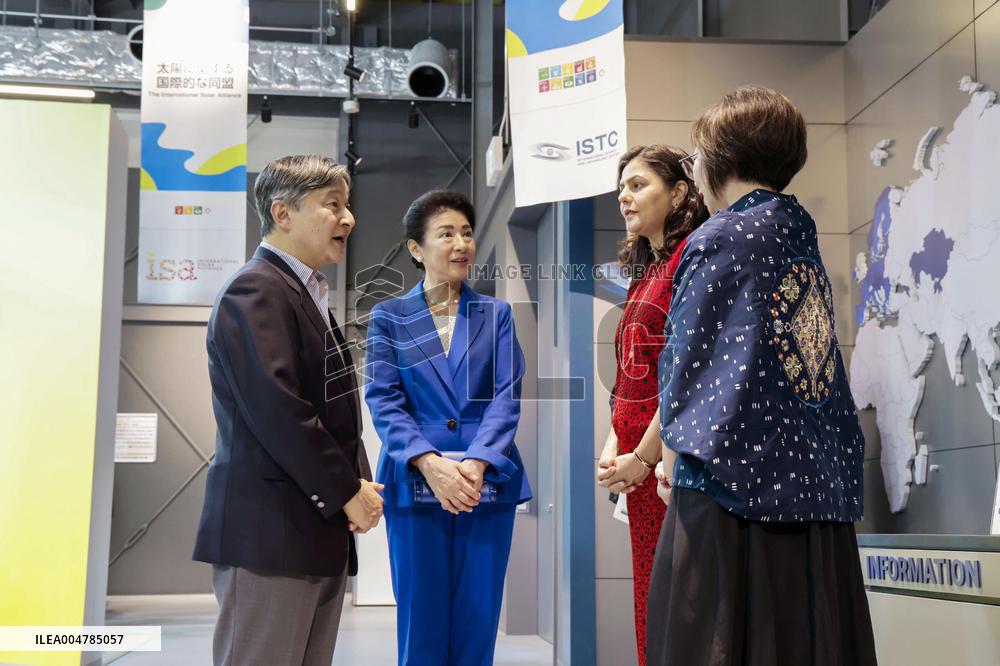 Japan emperor, empress visit Osaka expo