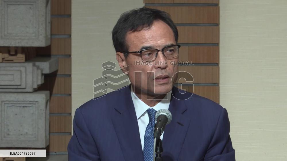 Ex-Suntory Chairman Niinami quits as business body chief