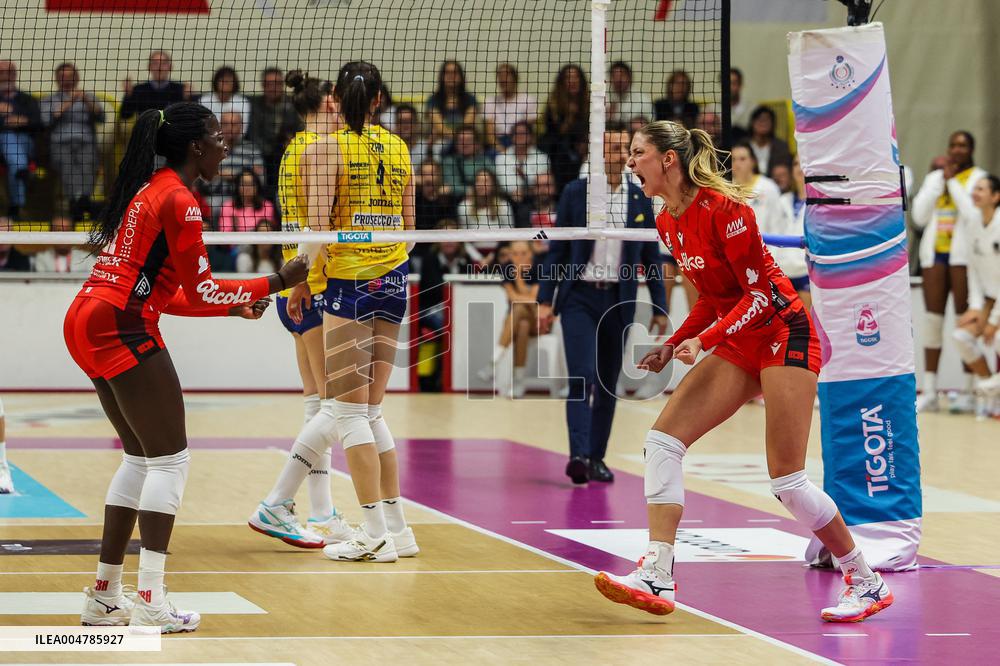 VOLLEY - Serie A1 Femminile - Eurotek Laica Uyba vs Prosecco Doc A.Carraro Imoco Conegliano