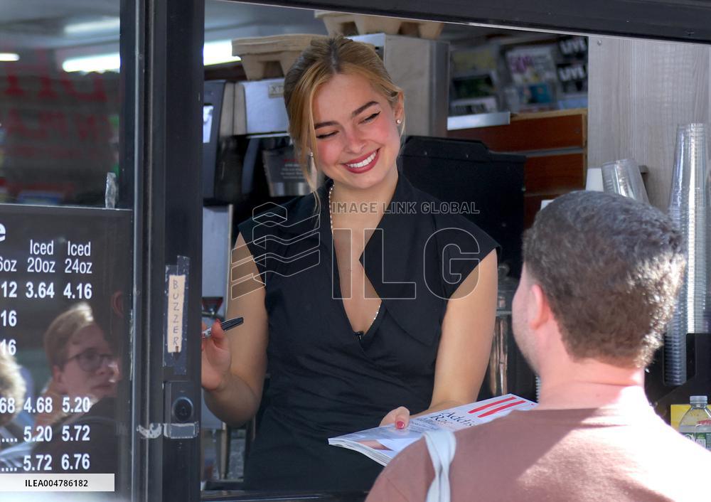 Addison Rae out in New York