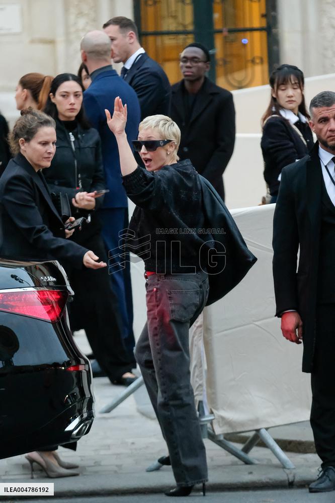 PFW - Celebs Arrive At Chanel Show