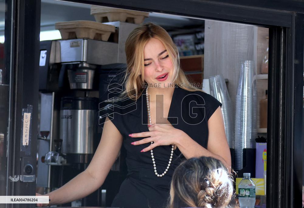 Addison Rae out in New York