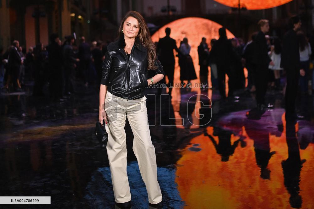 Chanel Photocall Paris Fashion Week. FC