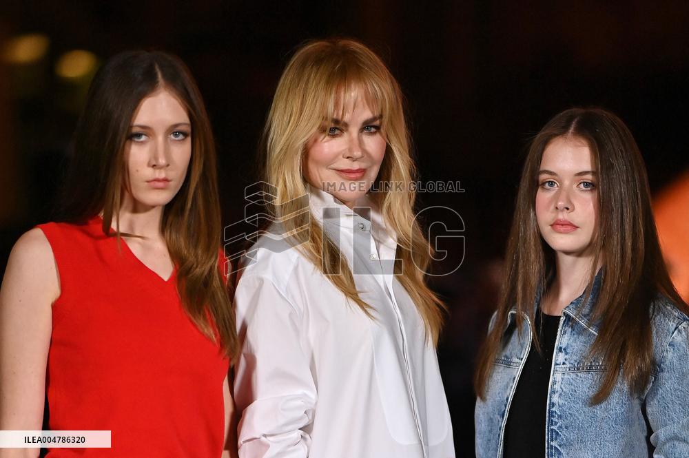 Chanel Photocall Paris Fashion Week. FC