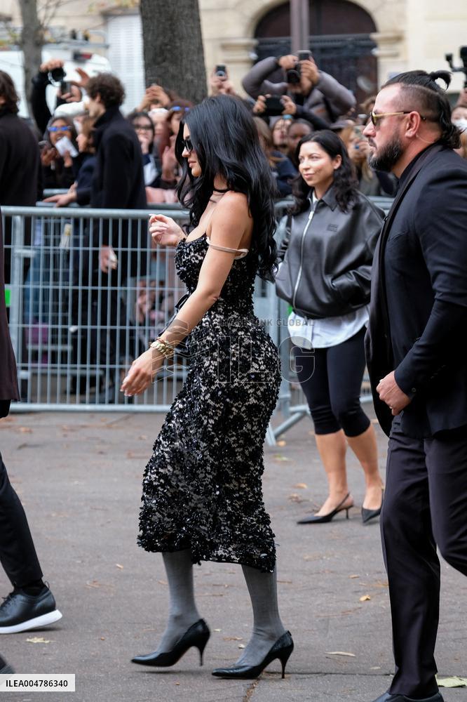 PFW - Miu Miu Outside Arrivals