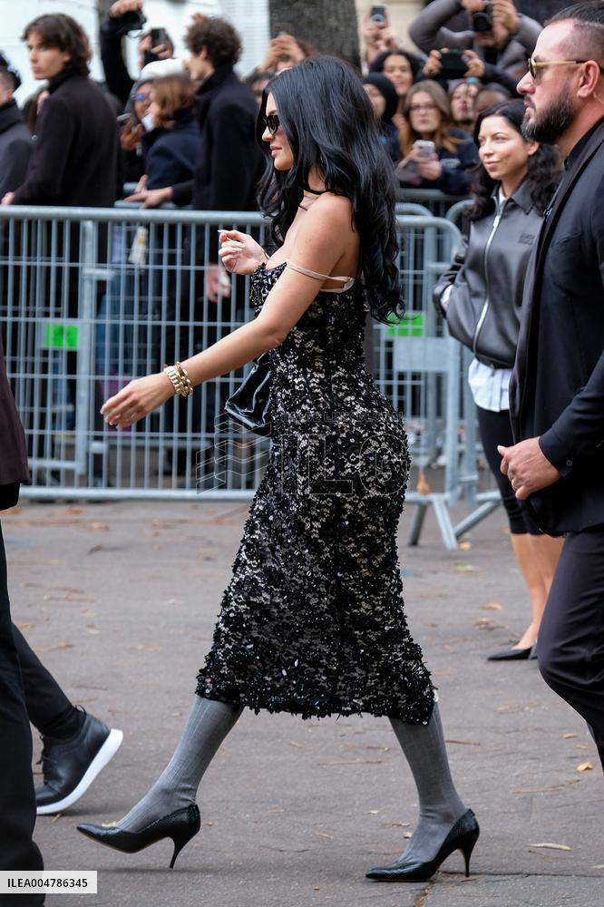 PFW - Miu Miu Outside Arrivals