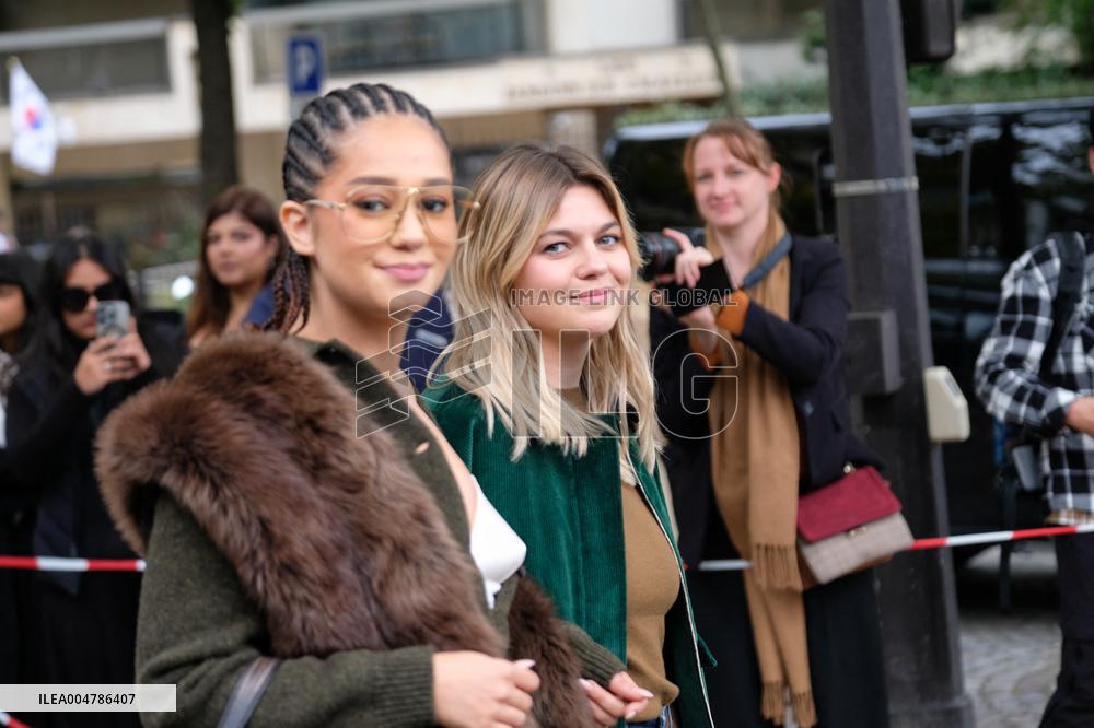 PFW - Miu Miu Outside Arrivals