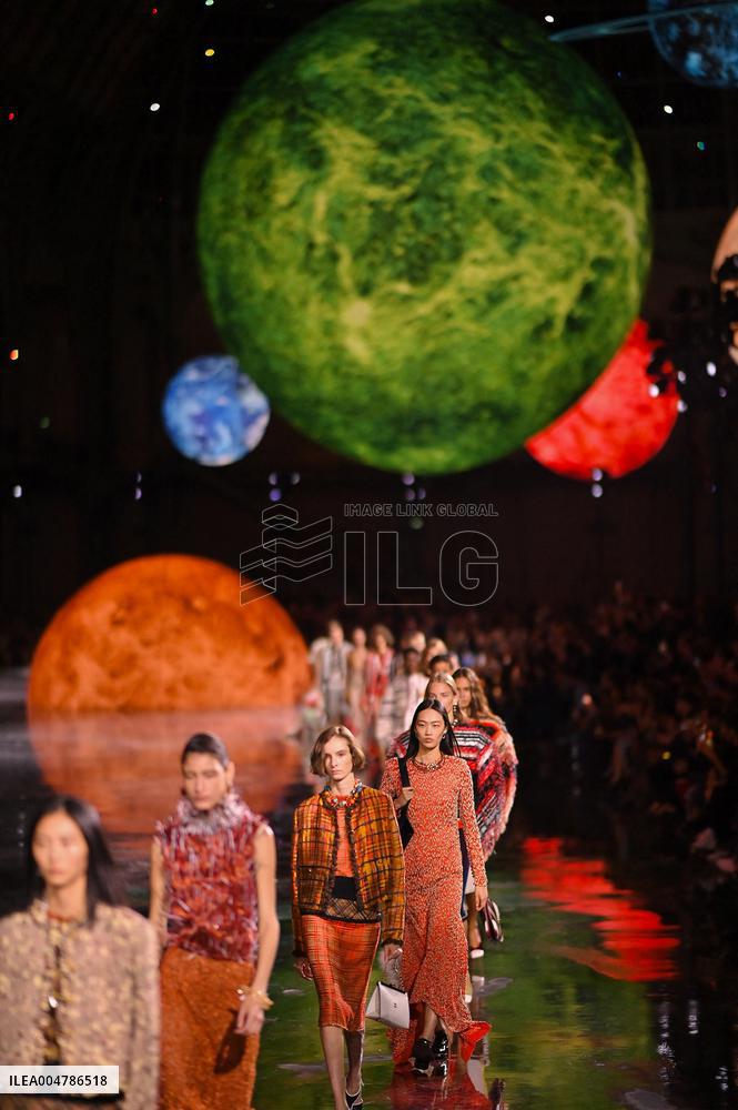 Chanel Runway Fashion Week Paris.FC