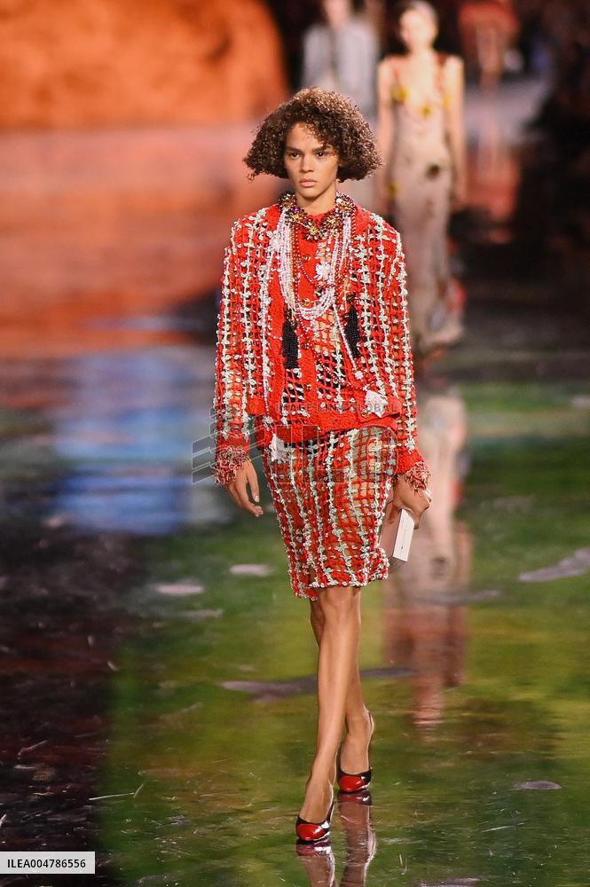 Chanel Runway Fashion Week Paris.FC