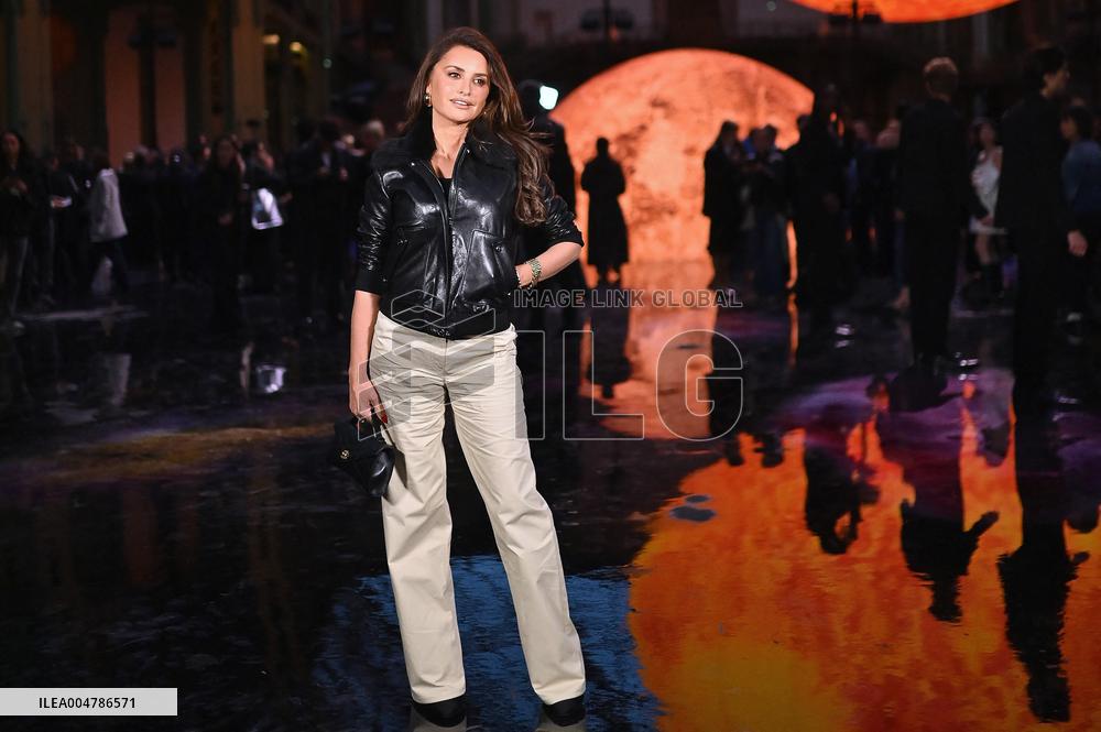 Chanel Photocall Paris Fashion Week. FC