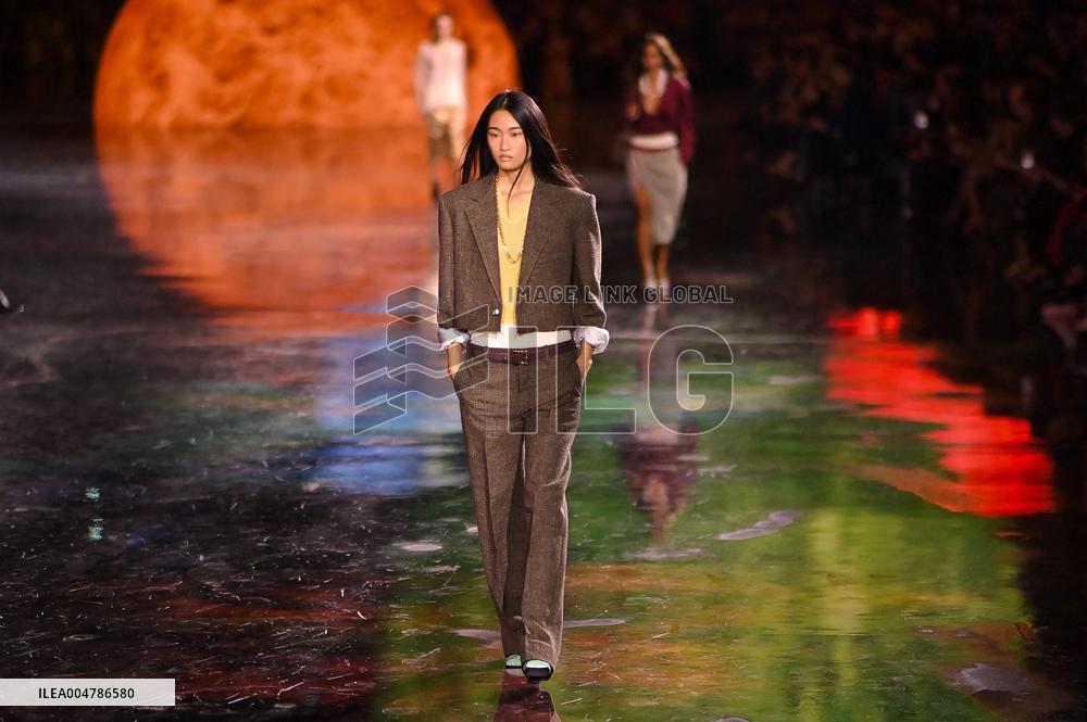 Chanel Runway Fashion Week Paris.FC