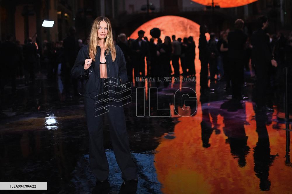 Chanel Photocall Paris Fashion Week. FC