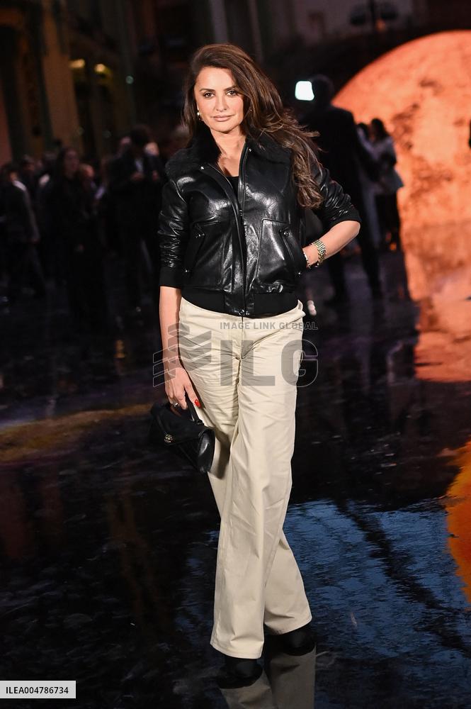 Chanel Photocall Paris Fashion Week. FC