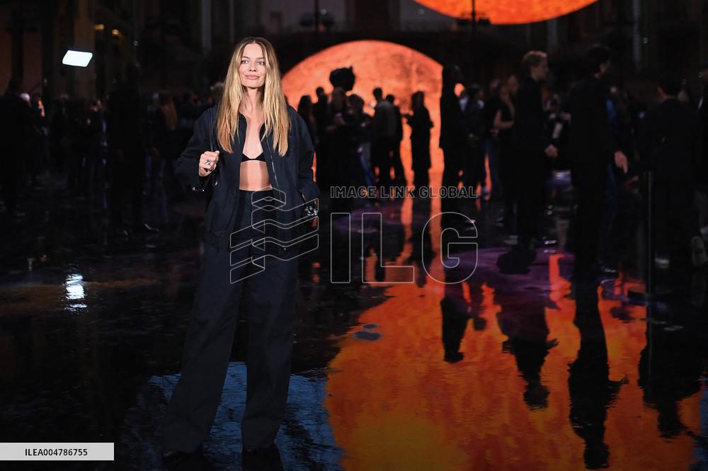Chanel Photocall Paris Fashion Week. FC