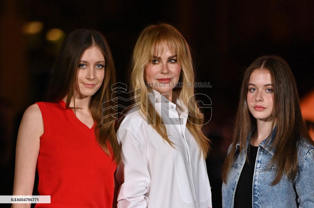 Chanel Photocall Paris Fashion Week. FC