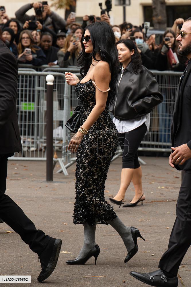PFW Miu Miu Outside Arrivals