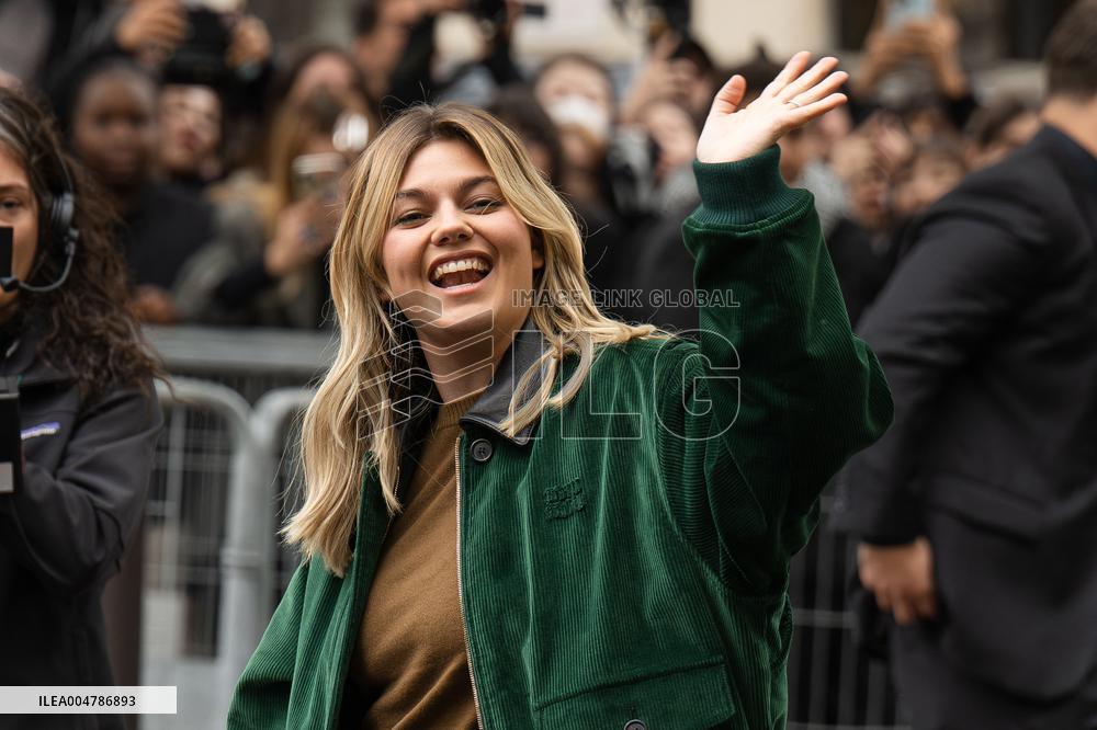 PFW Miu Miu Outside Arrivals