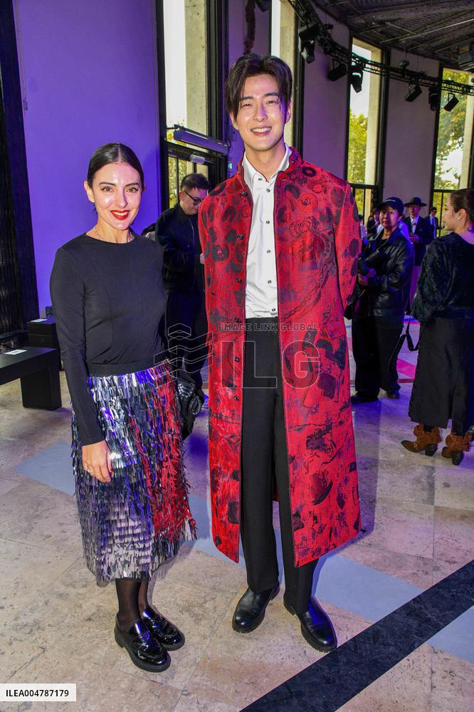 PFW - Shiatzy Chen Front Row