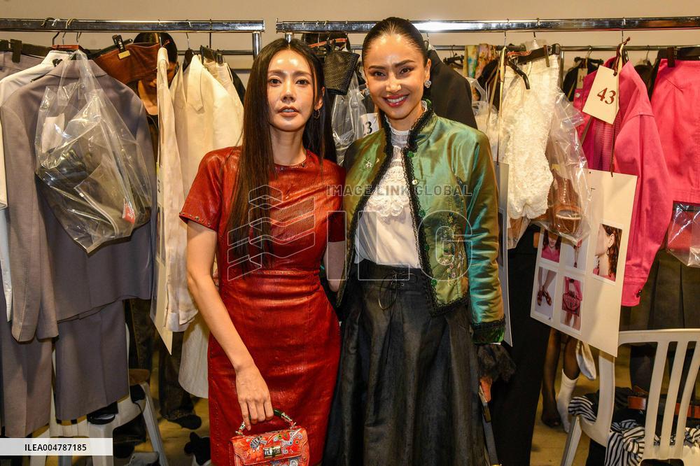 PFW - Shiatzy Chen Front Row